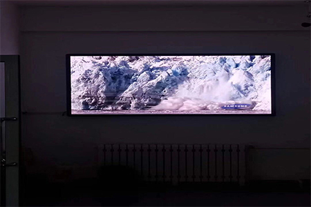 led全彩屏在高速上有哪些優(yōu)勢？